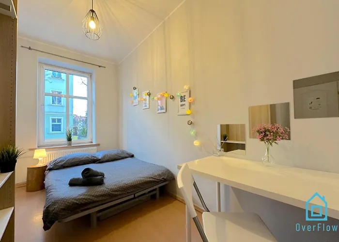 Butterfly Room - 15 Minutes To Gdansk Old Town & Sea